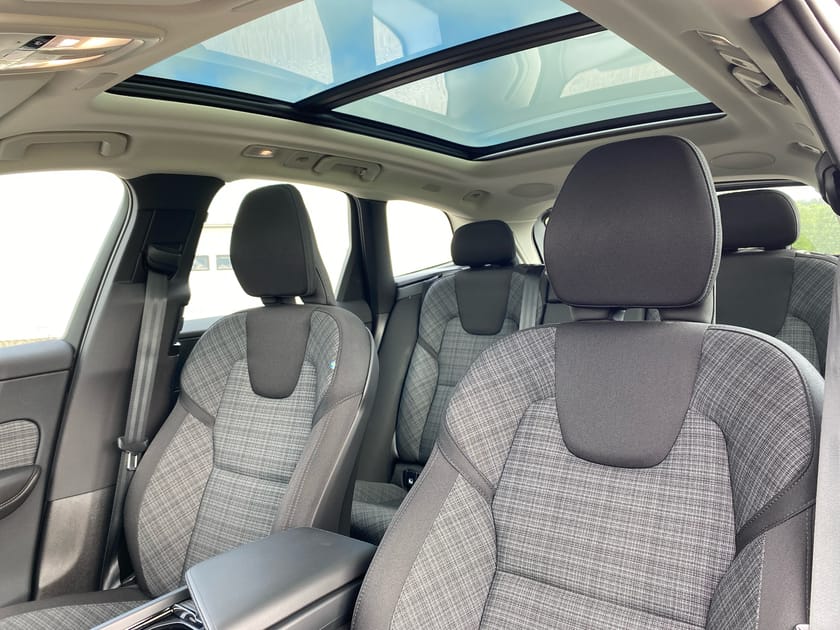 Bild 3 av Volvo XC60 Recharge T6 Core Edition