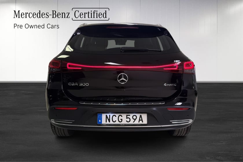Bild 5 av Mercedes-Benz EQA 300 4MATIC Drag / KeyLess / FörarPaket