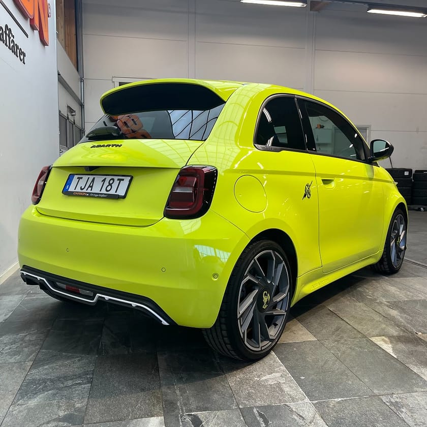 Bild 4 av Abarth 500e Scorpionissma Apple Carplay Backkamera JBL