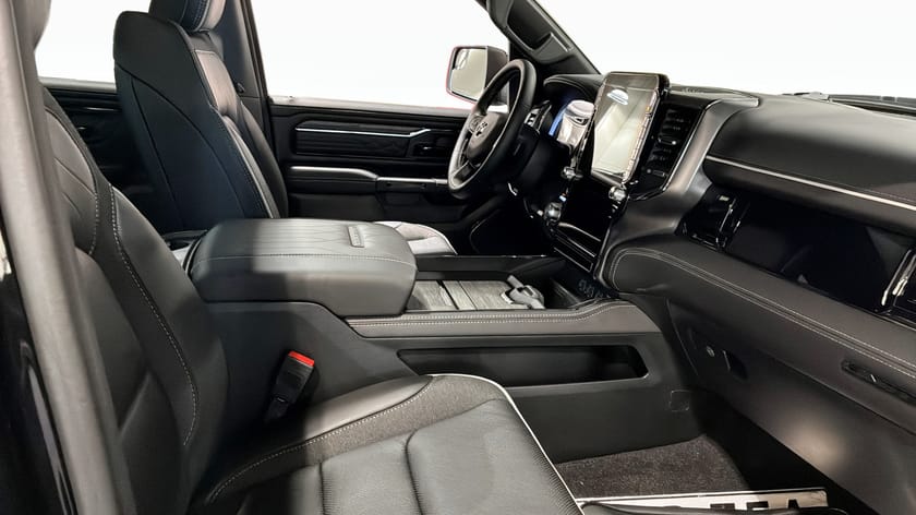 Bild 3 av RAM 1500 RHO LIMITED CREW CAB - RAMBOX