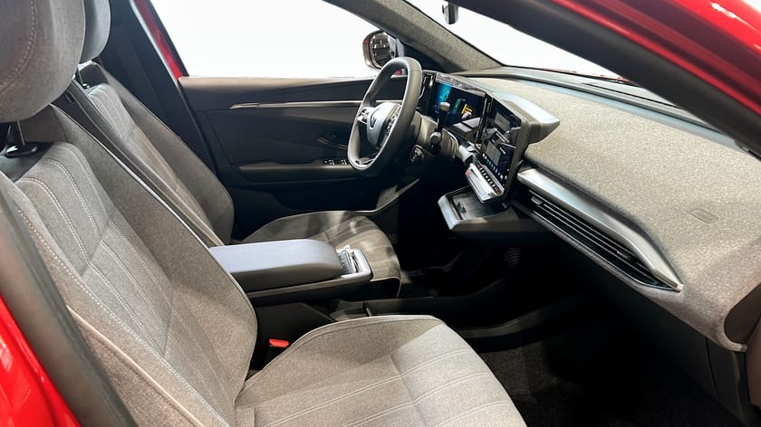 Bild 3 av Renault Scenic E-Tech EVOLUTION+ 60 KWH *KAMPANJ*4490:-/mån PL