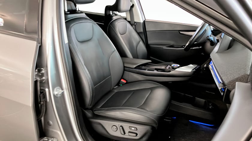 Bild 3 av Kia EV6 77.4 kWh AWD 325hk Plus 360° Värmare Drag Navi