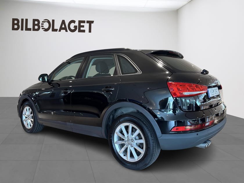 Bild 3 av Audi Q3 2.0 TDI quattro S Tronic, 150hk, (DRAGKROK/MOTOR&KUPÉVÄRMARE)