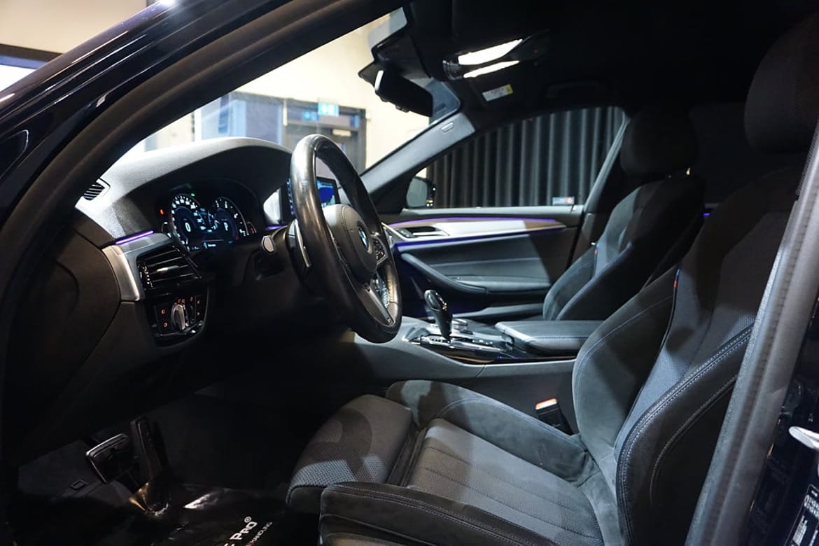 BMW 5-serie 2019 - miniatyr 14