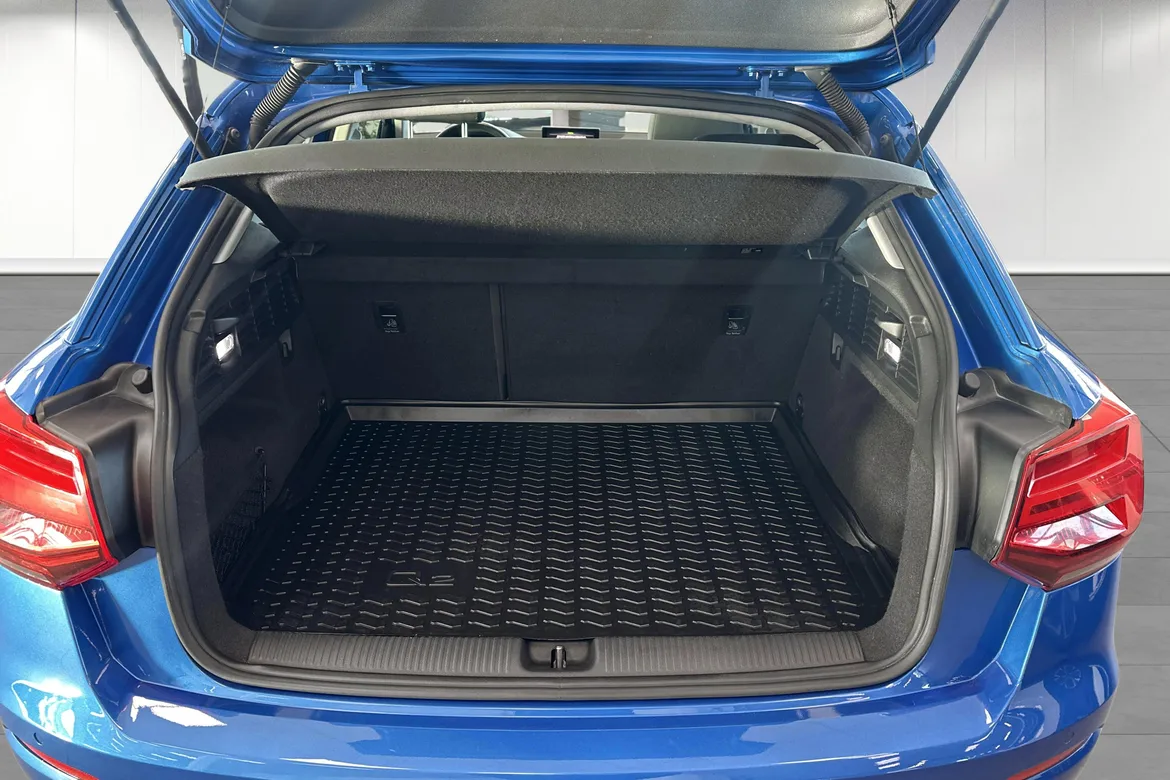 picture of a car