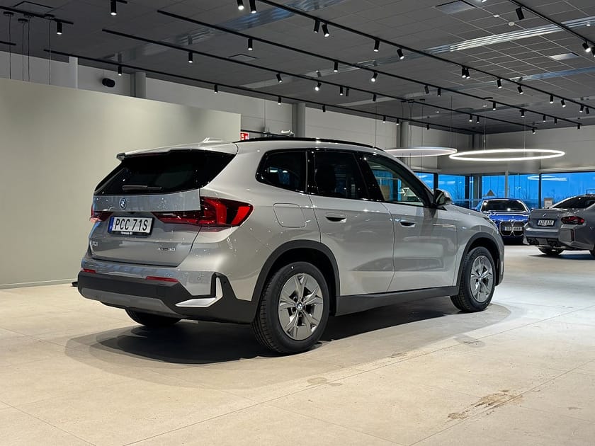 Bild 4 av BMW iX1 xDrive30 