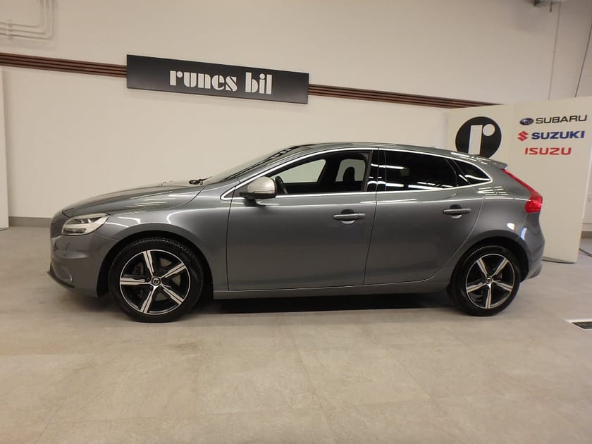 Bild 2 av Volvo V40 D2 Aut  R-Design Euro 6 Krok Fin
