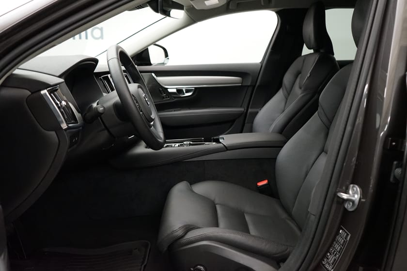 Bild 5 av Volvo V90 T6 Plus Dark Nordic Edition, on call, Dragkrok, Navigation