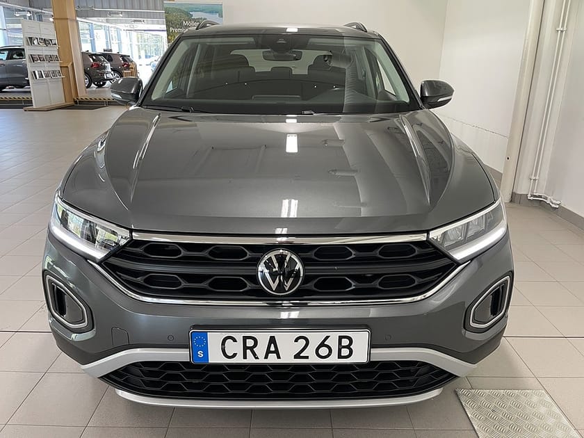 Bild 4 av Volkswagen T-Roc TSI 110Hk | ENDAST 1797 MIL | KAMERA |