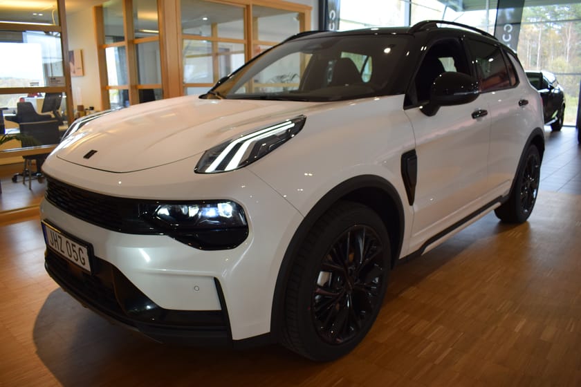 Bild 1 av Lynk & Co 01 PHEV More