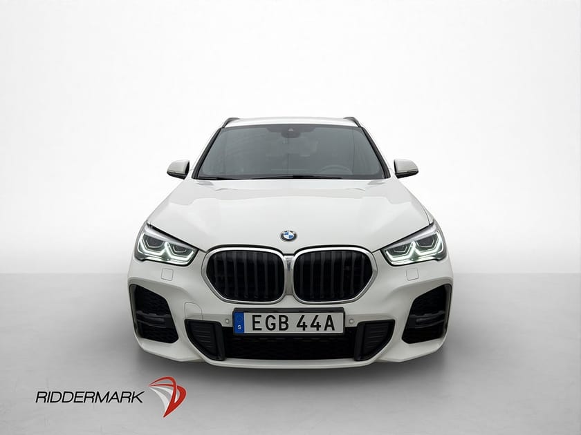 Bild 2 av BMW X1 xDrive25e M Sport HUD Läder Kamera Navi Sensorer Drag