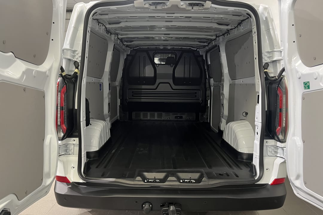 Ford E-Transit Custom 320