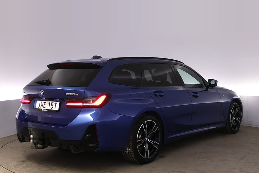 Bild 5 av BMW 330e xDrive Touring M-Sport Drag DAP Kamera Shadow