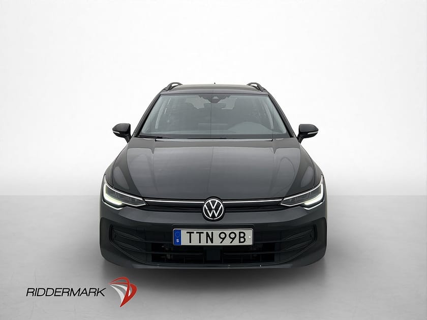Bild 2 av Volkswagen Golf Sportscombi 1.5 eTSI  MOMS Drag Carplay Värmare