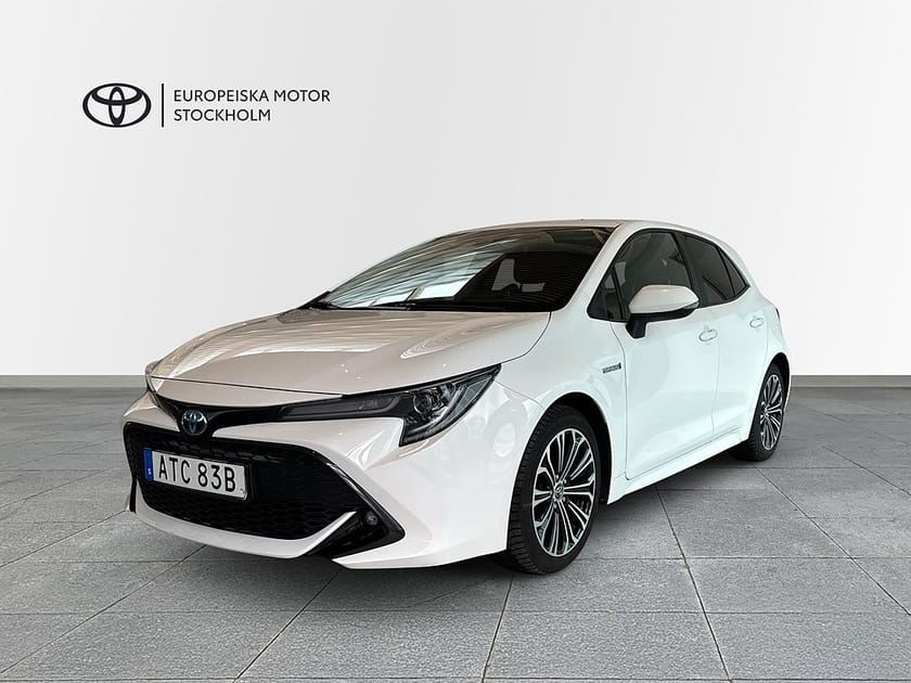 Bild 1 av Toyota Corolla Hybrid 1,8 5D STYLE VINTERHJUL