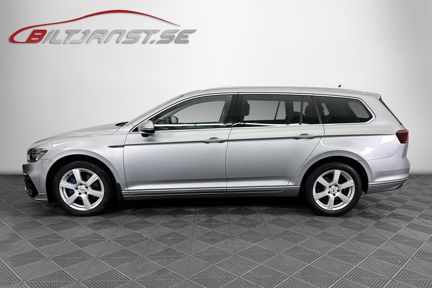 Bild 2 av Volkswagen Passat Sportscombi GTE P-VÄRM DRAG IQ-LIGHT