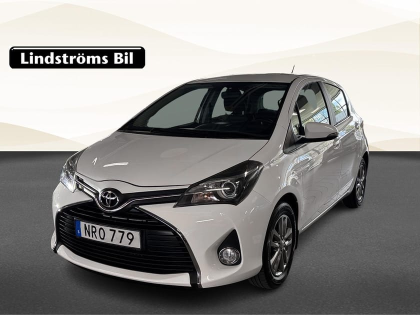 Bild 1 av Toyota Yaris 1.33 Active LED Sommar/Vinterhjul