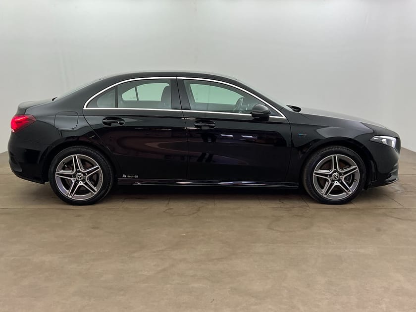 Bild 4 av Mercedes-Benz A 250 e Sedan 8G-DCT AMG Line Backamera