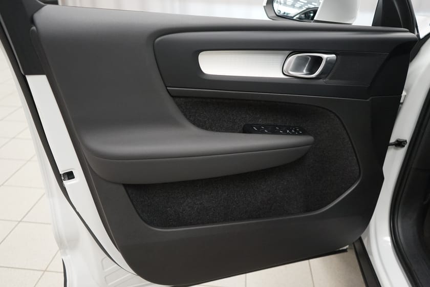 Bild 5 av Volvo XC40 B4 FWD Bensin Core SE II