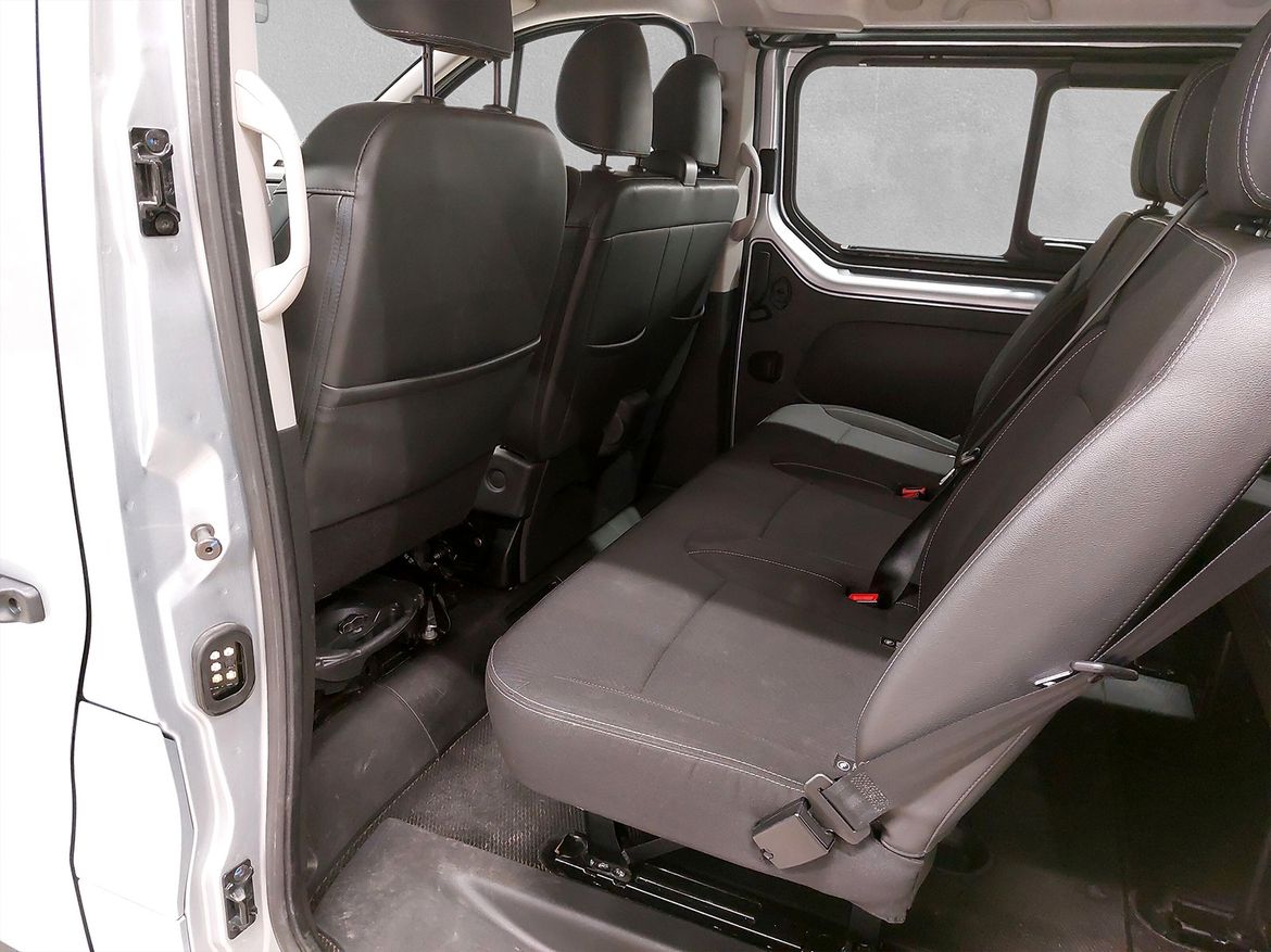 Renault Trafic 2023 - miniatyr 6