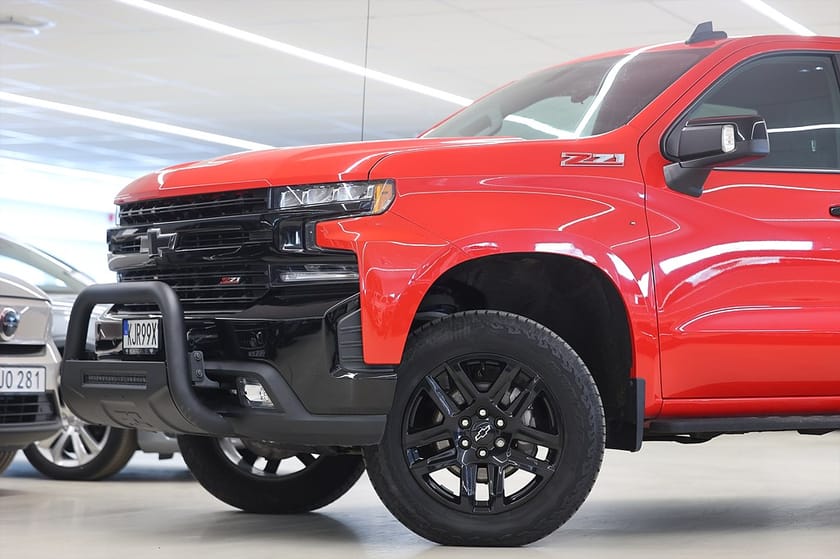 Bild 4 av Chevrolet Silverado 1500 Crew Cab Trail Boss LTD 5.3L V8 *Kampanj!* BakFlip MOMS