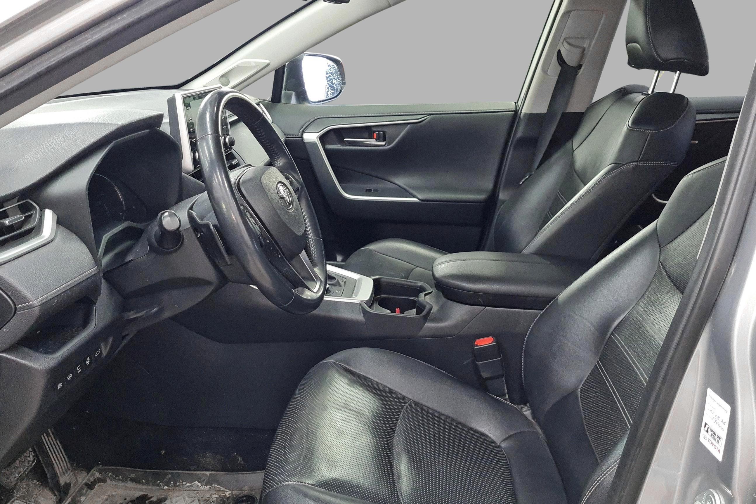 Thumnail bilde 3 av Toyota RAV4 Hybrid AWD-i