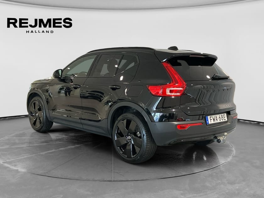 Bild 2 av Volvo EX40 Twin Motor Performance M Ultra Black Edt