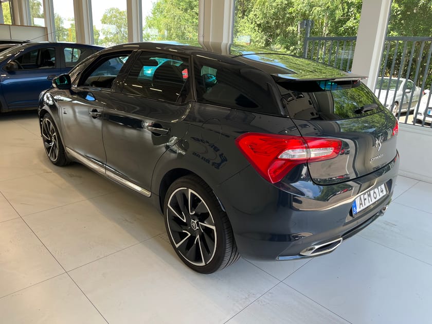 Bild 4 av Citroën DS5 1,6 e-Hdi Aut