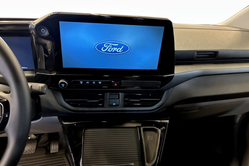 Bild 5 av Ford E-Transit Custom 340 E-Custom Skåp Sport 340L LWB Elmotor 160kW/218hk 1-vxl RWD El