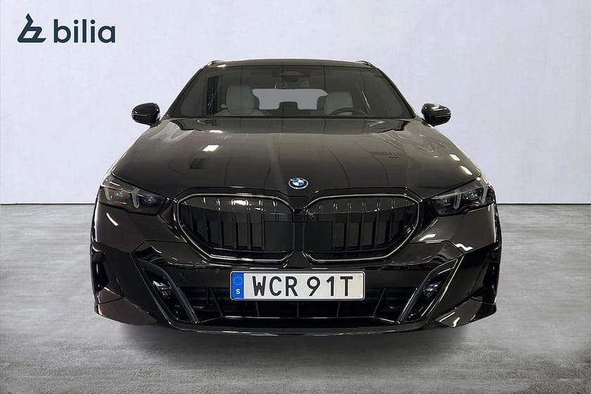 Bild 5 av BMW 530e xDrive Touring M-sport Pro | DEMO | Panorama | B&W