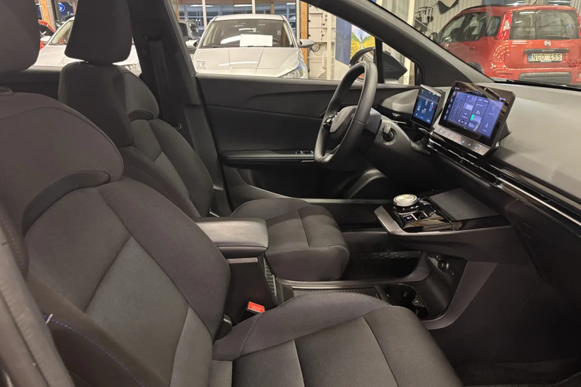 MG 4 Electric Standard Range