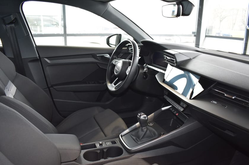Bild 4 av Audi A3 Sportback 35 TFSI 150 HK PROLINE