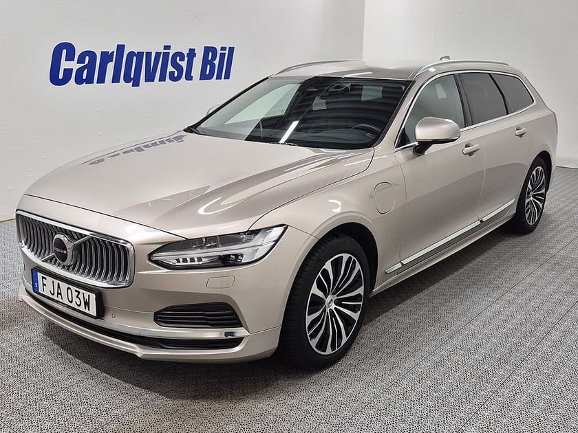Bild 1 av Volvo V90 T6 Recharge Core Bright plug in AWD 350HK 4x4 Läder