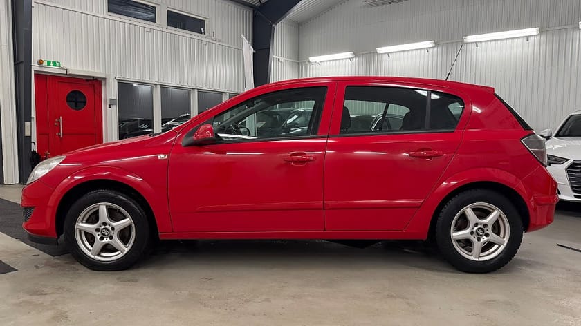 Bild 5 av Opel Astra 1.6 ECOTEC Easytronic, 115hk *Drag*