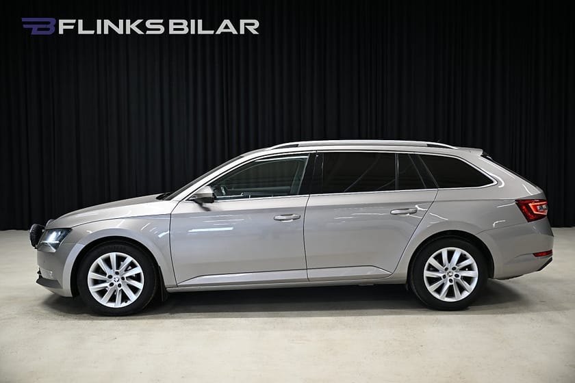 Bild 2 av Škoda Superb Kombi Skoda 2.0 TDI 4x4 150HK Style|Drag|M/K-Värmare|SeUtr!