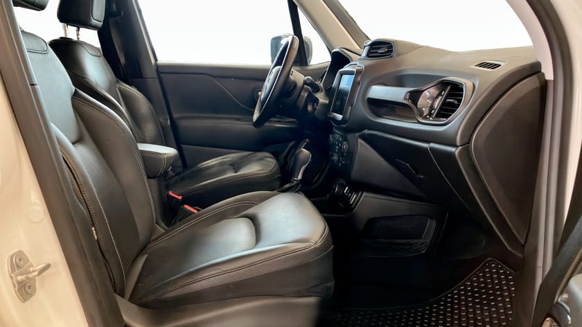 Bild 3 av Jeep Renegade 4xe Automatisk, 240hk, |BACKK|CARPLAY|