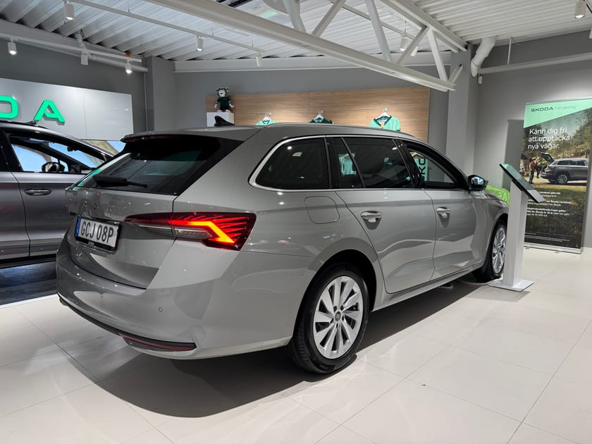 Bild 2 av Škoda Octavia Selection 116HK Drag/Värmare LEASING