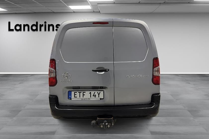 Bild 5 av Toyota ProAce City Long 1.5D 102HK Comfort *Drag*V-Hjul*Värmare*
