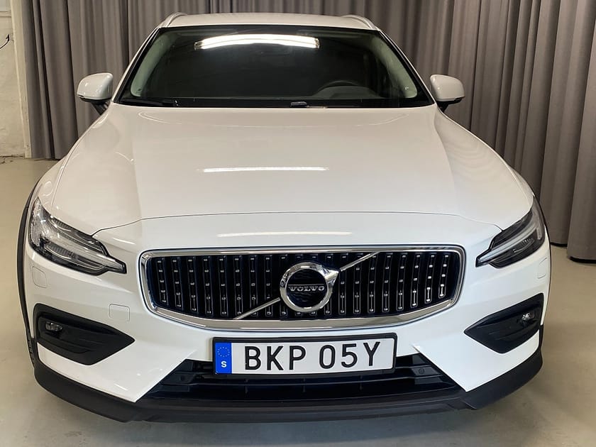 Bild 4 av Volvo V60 Cross Country B4 AWD Geartronic Momentum. Navi
