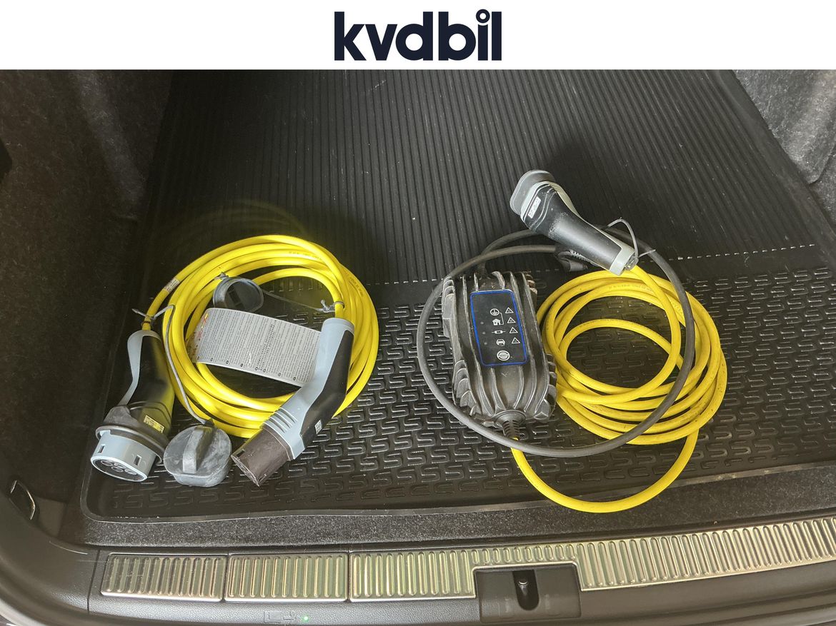 Škoda Superb iV Combi 1.4 TSI iV DSG Sekventiell, 218hk, 2020