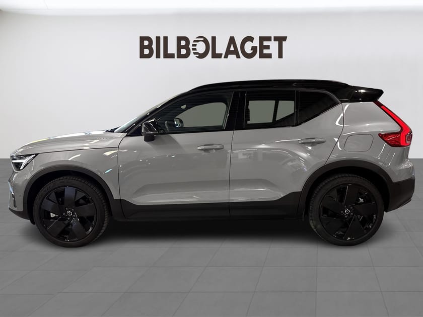 Bild 2 av Volvo EX40 Twin Motor Performance Ultra BlackSE Drag PixelTech