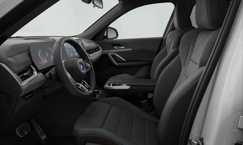 Bild 3 av BMW iX1 eDrive20 M Sport/ Drag / Rattvärme / Tonade rutor/ BiliaDays26