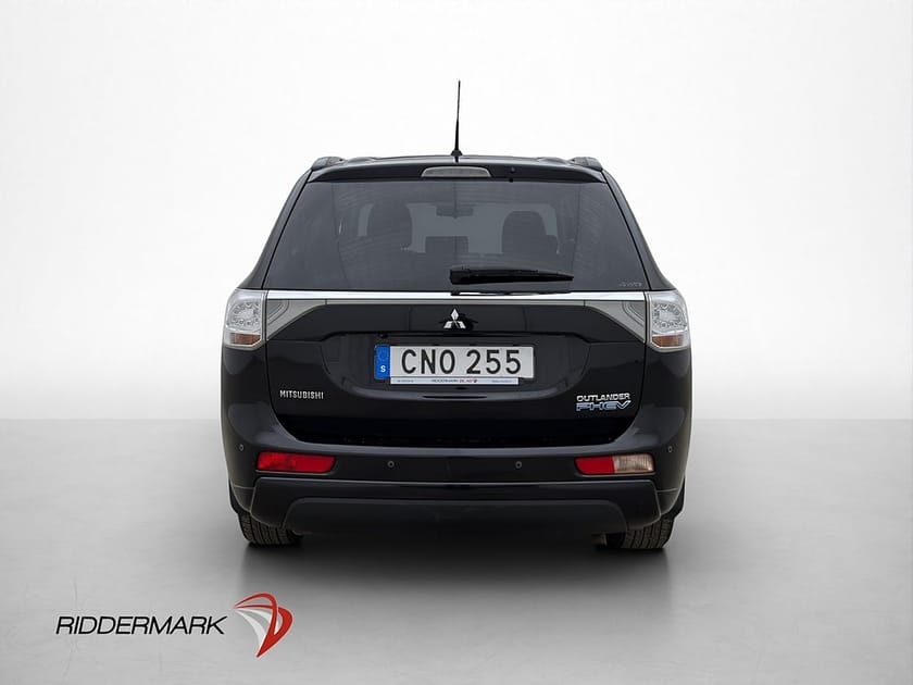 Bild 5 av Mitsubishi Outlander PHEV CVT 4WD Business Kamera Navi Skinn