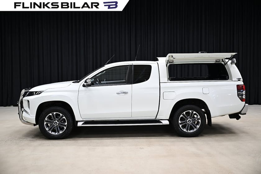 Bild 2 av Mitsubishi L200 Club Cab 2.2 Di-D 4WD 150HK Drag|Värmare|Kåpa|Backkamera|Leasbar