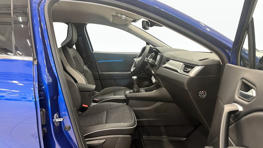 Bild 3 av Renault Captur 1.0 TCe (91hk) TECHNO / NAVI / BACKKAMERA