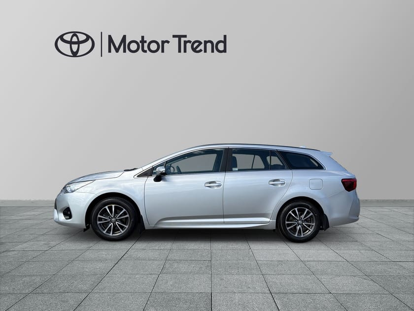 Bild 3 av Toyota Avensis Kombi 1.8 147hk,Active Touring,Drag