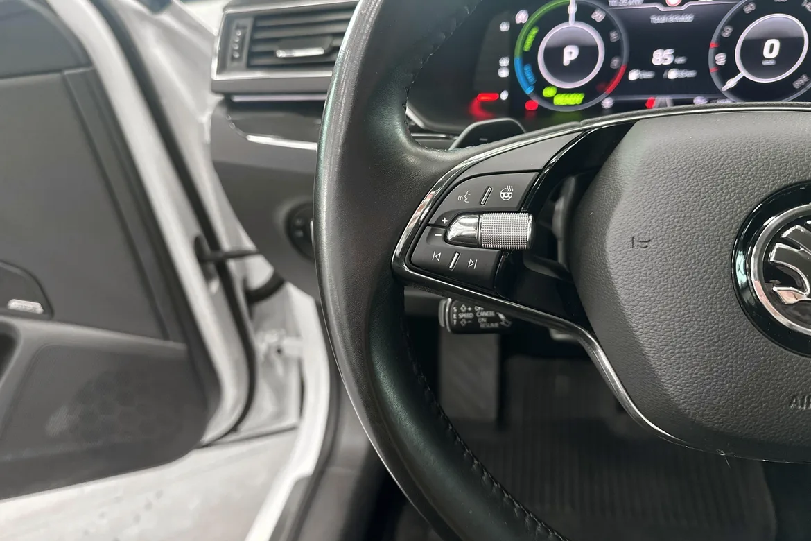 picture of a car