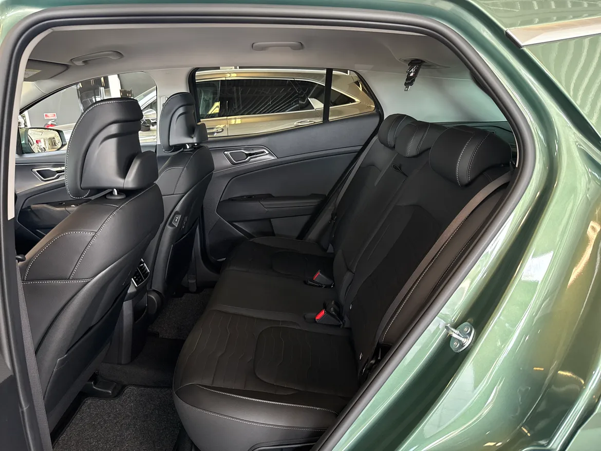 picture of a car