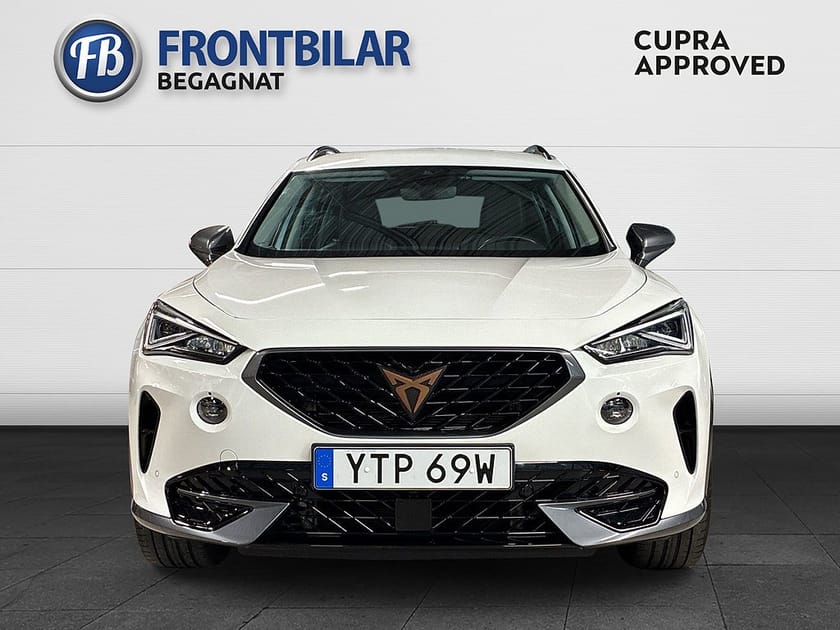 Bild 2 av CUPRA Formentor 1.5/Backkamera/Dragkrok/19" Fälg/En Ägare