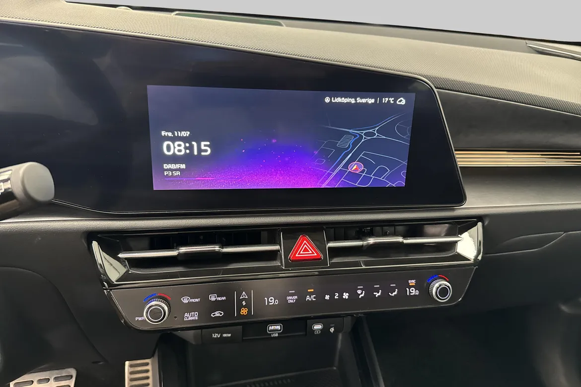 picture of a car